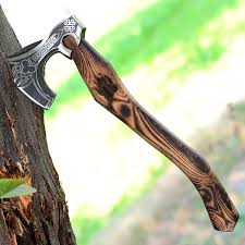 What Type of Axe Is Best for Splitting Wood